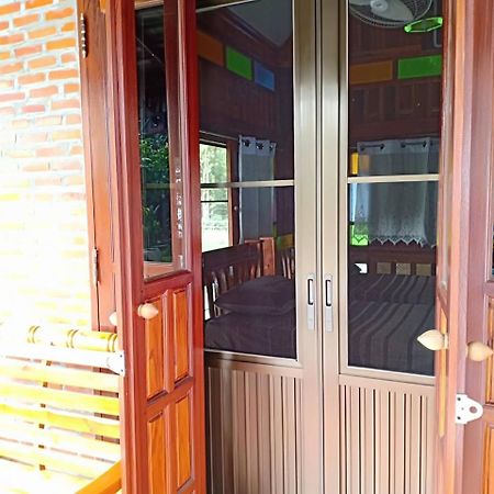 Rim Nam Kong Homestay Pak Chom Ngoại thất bức ảnh
