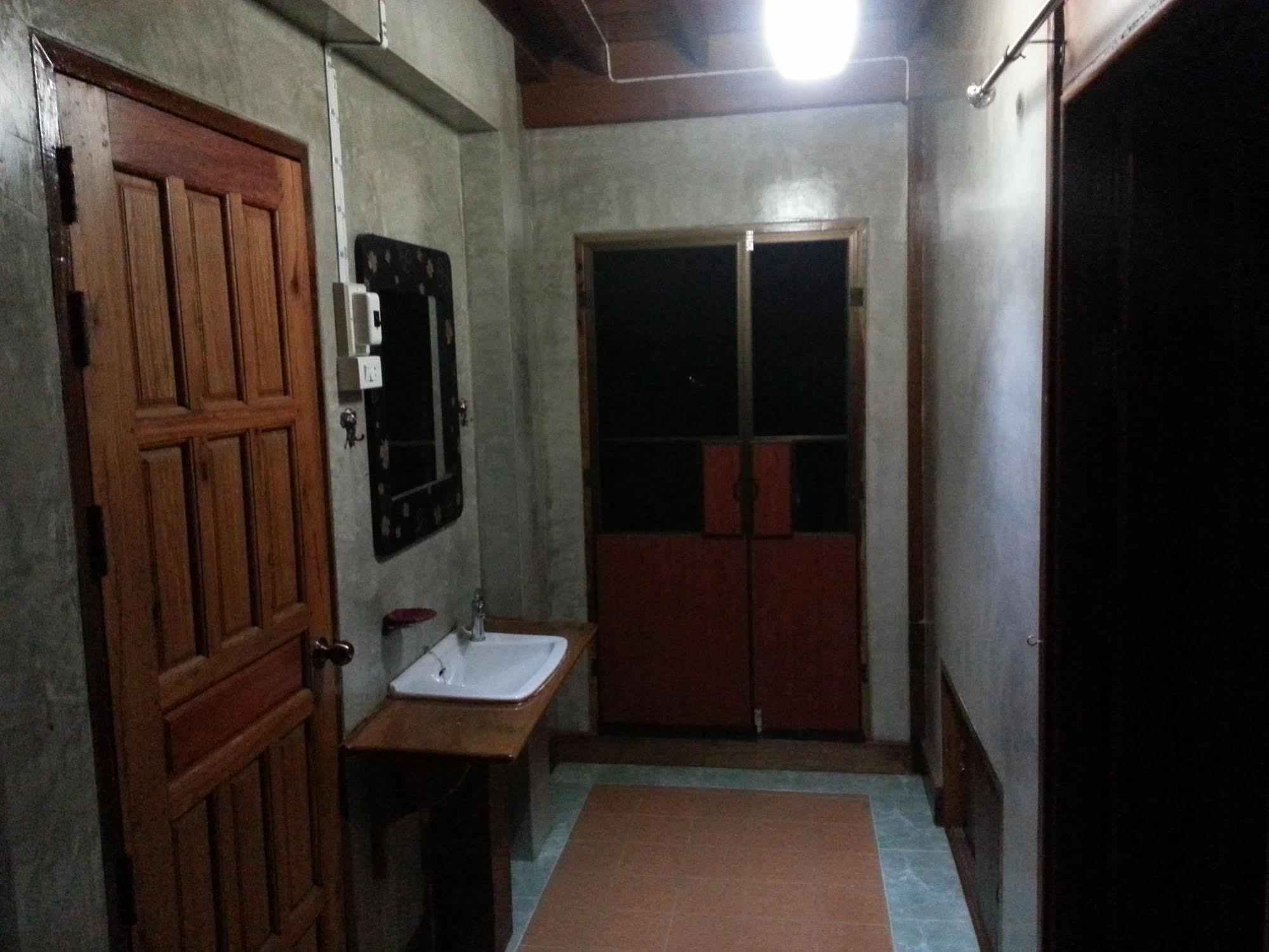 Rim Nam Kong Homestay Pak Chom Ngoại thất bức ảnh