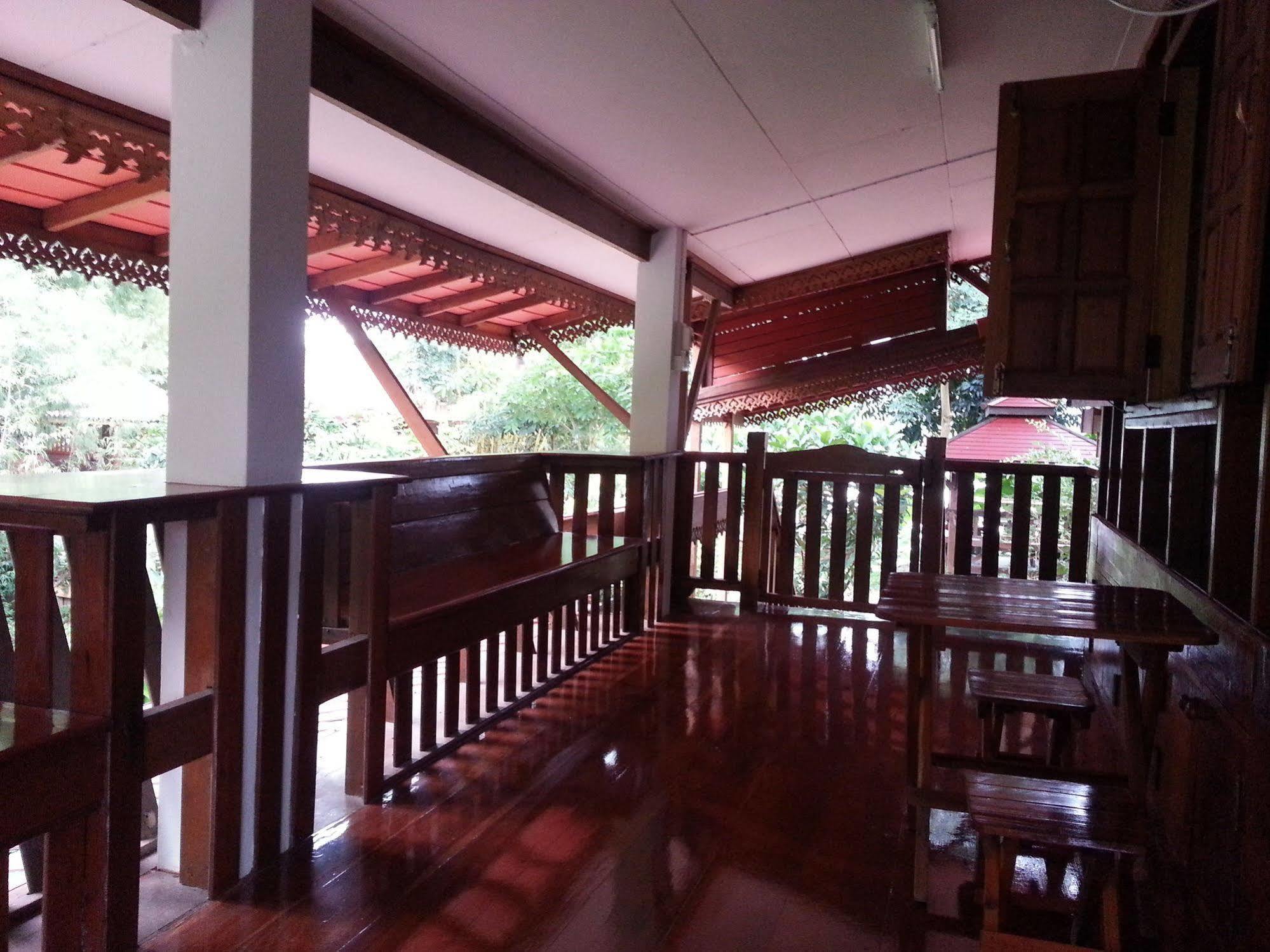Rim Nam Kong Homestay Pak Chom Ngoại thất bức ảnh
