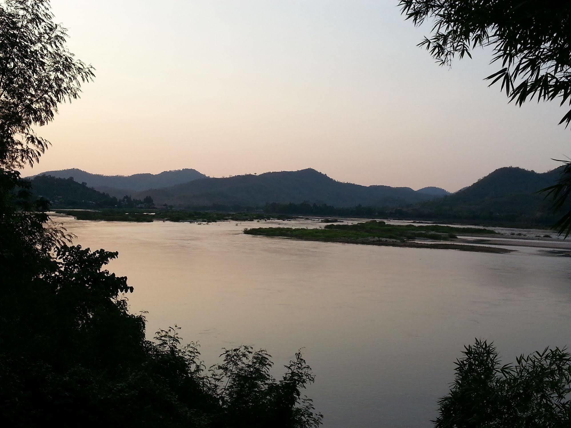 Rim Nam Kong Homestay Pak Chom Ngoại thất bức ảnh