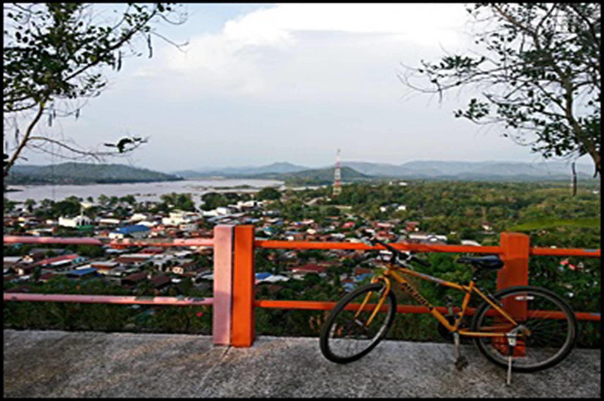 Rim Nam Kong Homestay Pak Chom Ngoại thất bức ảnh